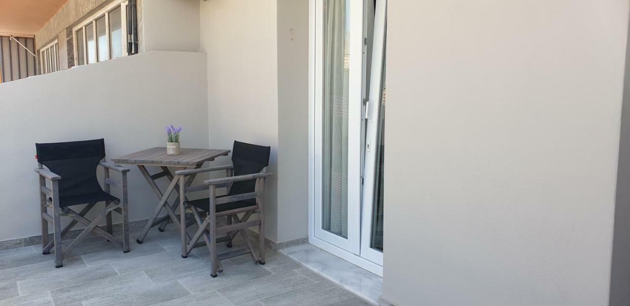 Ferienwohnung Chriselia 1 Nea Roda Exterior foto